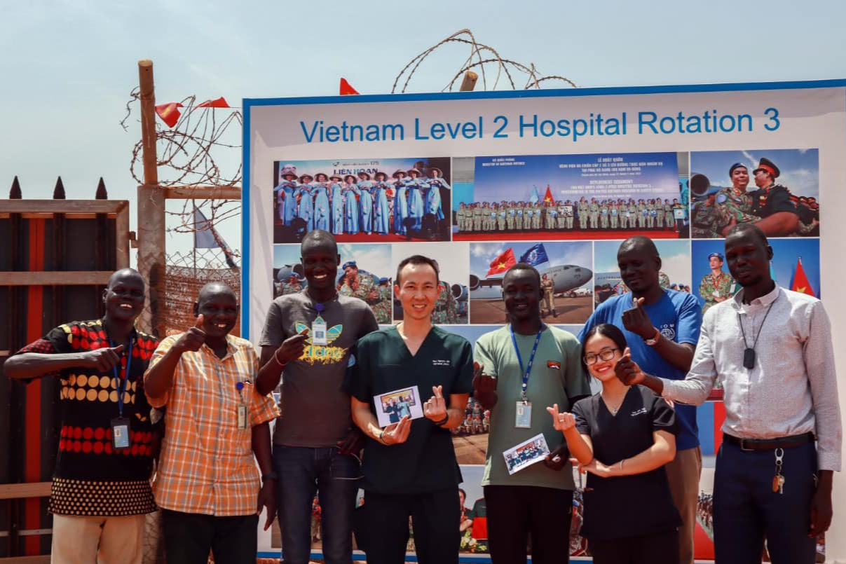 Vietnamese doctors successfully operate on rare disease for UN staff